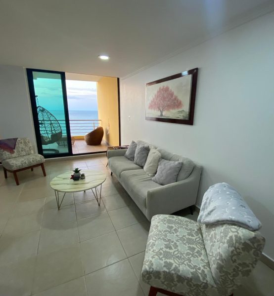 Departamento frente al mar amoblado